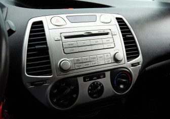 Подержанный автомобиль Hyundai i20 2010 года (10 фото)
