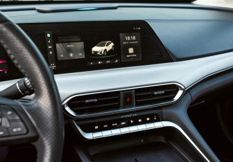 Подержанный автомобиль Changan UNI-T 2023 года (11 фото)