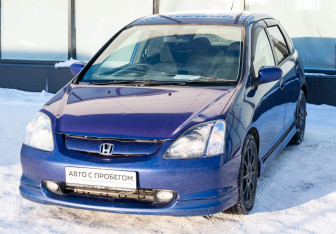Подержанный автомобиль Honda Civic Hatchback 2003 года (2 фото)