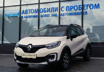 Подержанный автомобиль Renault Kaptur 2018 года (12 фото)