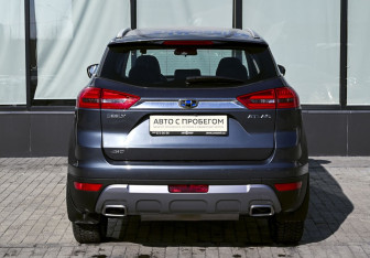 Подержанный автомобиль Geely Atlas 2021 года (4 фото)
