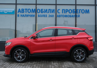 Подержанный автомобиль Geely Coolray 2020 года (2 фото)