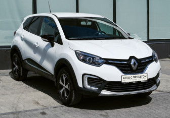 Подержанный автомобиль Renault Kaptur 2021 года (7 фото)