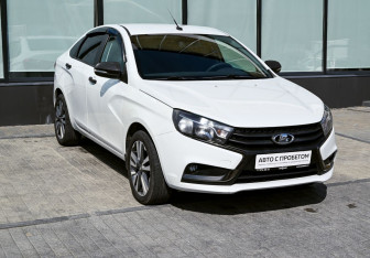 Подержанный автомобиль LADA (ВАЗ) Vesta Sedan 2017 года (7 фото)