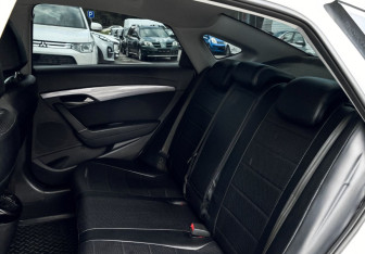 Подержанный автомобиль Hyundai i40 Sedan 2016 года (18 фото)