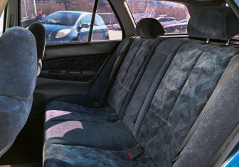 Подержанный автомобиль Mitsubishi Galant Wagon 1997 года (15 фото)