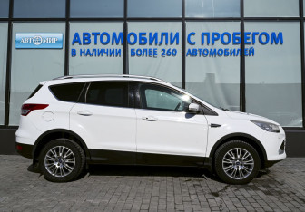 Подержанный автомобиль Ford Kuga 2014 года (6 фото)