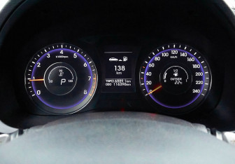 Подержанный автомобиль Hyundai i40 Sedan 2014 года (9 фото)