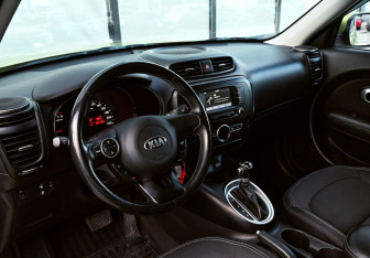 Подержанный автомобиль Kia Soul 2018 года (15 фото)