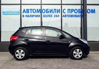 Подержанный автомобиль Kia Venga 2012 года (6 фото)