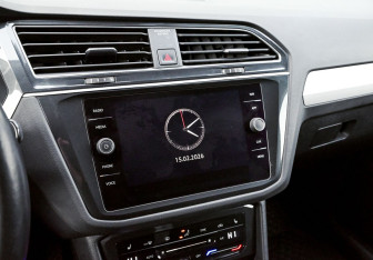 Подержанный автомобиль Volkswagen Tiguan 2021 года (15 фото)