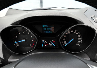 Подержанный автомобиль Ford Kuga 2014 года (11 фото)