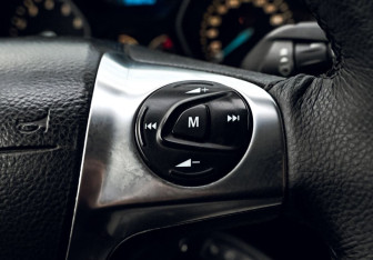 Подержанный автомобиль Ford Focus Hatchback 2012 года (13 фото)