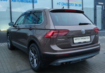 Подержанный автомобиль Volkswagen Tiguan 2017 года (3 фото)