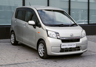 Подержанный автомобиль Daihatsu Move 2013 года (7 фото)