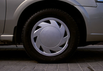 Подержанный автомобиль Nissan Almera Classic 2007 года (19 фото)