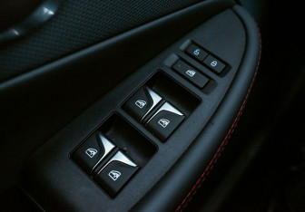 Подержанный автомобиль Changan UNI-T 2023 года (14 фото)