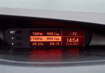 Подержанный автомобиль Hyundai i20 2010 года (16 фото)