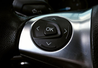 Подержанный автомобиль Ford Focus Hatchback 2013 года (13 фото)