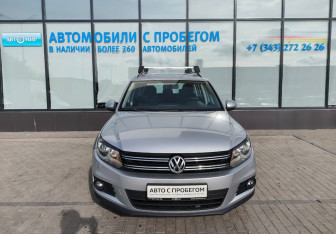 Подержанный автомобиль Volkswagen Tiguan 2013 года (8 фото)