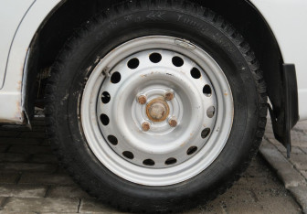 Подержанный автомобиль Chevrolet Lanos 2006 года (18 фото)