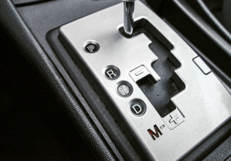 Подержанный автомобиль Mazda 3 Sedan 2008 года (15 фото)