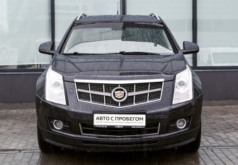 Подержанный автомобиль Cadillac SRX 2011 года (8 фото)