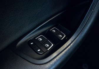 Подержанный автомобиль Audi A6 Sedan 2016 года (12 фото)