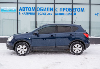 Подержанный автомобиль Nissan Qashqai 2008 года (3 фото)