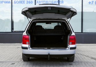 Подержанный автомобиль Volkswagen Passat Wagon 1999 года (19 фото)