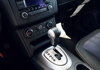Подержанный автомобиль Nissan Qashqai 2012 года (10 фото)