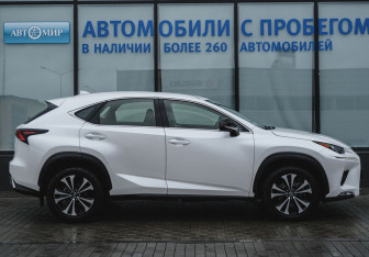 Подержанный автомобиль Lexus NX 2019 года (6 фото)