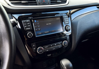 Подержанный автомобиль Nissan Qashqai 2018 года (11 фото)