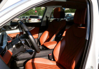 Подержанный автомобиль Chery Tiggo 8 Pro Max 2023 года (14 фото)