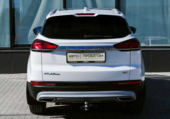 Подержанный автомобиль Geely Atlas Pro 2023 года (4 фото)