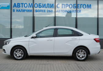 Подержанный автомобиль LADA (ВАЗ) Vesta Sedan 2017 года (2 фото)