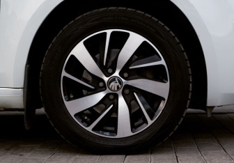Подержанный автомобиль Skoda Octavia Liftback 2018 года (19 фото)