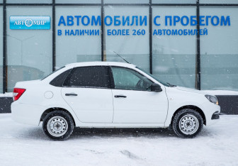 Подержанный автомобиль LADA (ВАЗ) Granta Liftback 2018 года (6 фото)