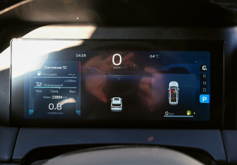 Подержанный автомобиль Geely Okavango 2024 года (19 фото)