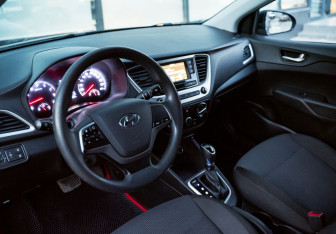 Подержанный автомобиль Hyundai Solaris Sedan 2017 года (17 фото)
