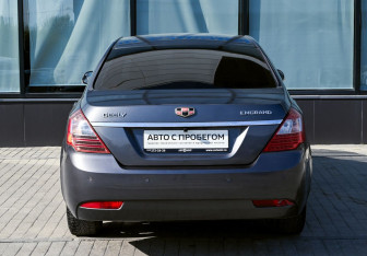Подержанный автомобиль Geely Emgrand EC7 Sedan 2013 года (4 фото)