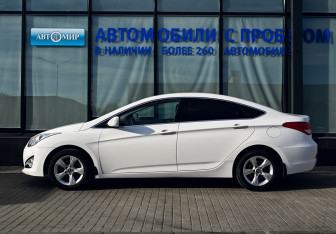 Подержанный автомобиль Hyundai i40 Sedan 2014 года (2 фото)