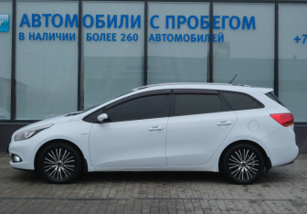 Подержанный автомобиль Kia Ceed Wagon 2014 года (2 фото)