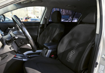 Подержанный автомобиль Kia Sportage 2014 года (16 фото)