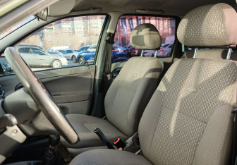 Подержанный автомобиль LADA (ВАЗ) Kalina Wagon 2010 года (13 фото)