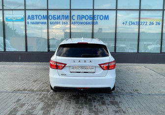 Подержанный автомобиль LADA (ВАЗ) Vesta Wagon 2020 года (4 фото)