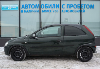 Подержанный автомобиль Opel Corsa 2000 года (2 фото)