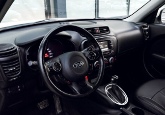 Подержанный автомобиль Kia Soul 2017 года (15 фото)