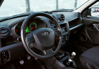 Подержанный автомобиль LADA (ВАЗ) Granta Sedan 2012 года (13 фото)