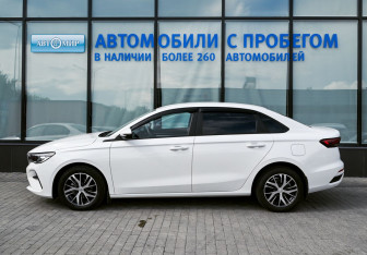 Подержанный автомобиль Geely Emgrand 2024 года (2 фото)